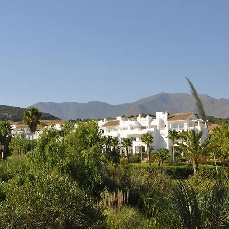 Alcazaba Lagoon 2221 Apartment Estepona
