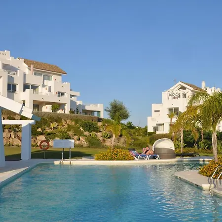 Alcazaba Lagoon 2221 Apartment Estepona